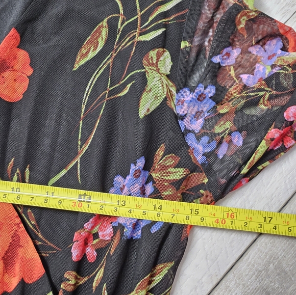 Harlow & Rose Floral Midi Dress Medium Faux Wrap Cottage Overlay Sheer Sleeves - Picture 4 of 16